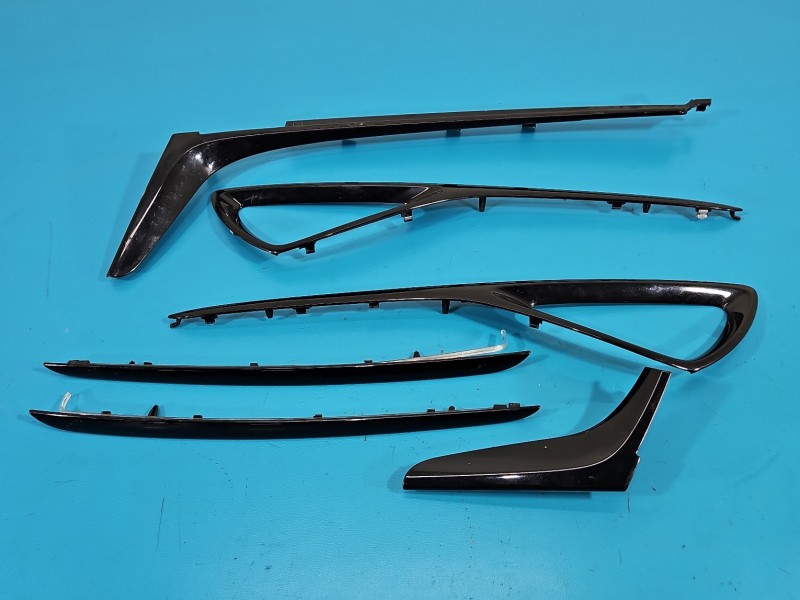 Listwa dekor deski Opel Zafira C 13293515 Europejska, 6 elementów, uszkodzone mocowanie