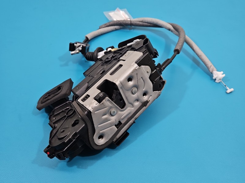 Zamek przód lewy 5TB837015D Skoda Superb III EUROPA 7pin