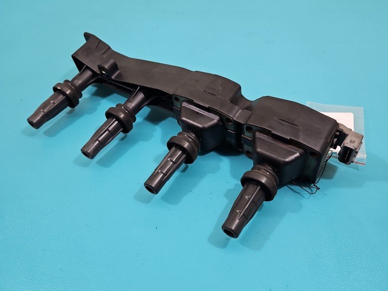 Cewka zapłonowa Peugeot 206 9636337880 1.6 16V Peugeot, SZARA WTYCZKA SAGEM Cewka zapłonowa Peugeot 206 9636337880 1.6 16V Peugeot, SZARA WTYCZKA SAGEM