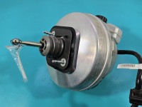 Serwo hamulcowe BMW G30 2.0d 29686121004, 17C207M01109