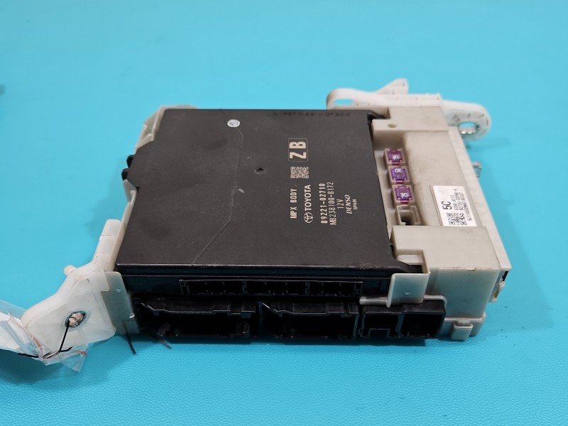 Sterownik moduł komfortu Toyota Corolla E21 19- 89221-02710, MB238100-8172 TOYOTA