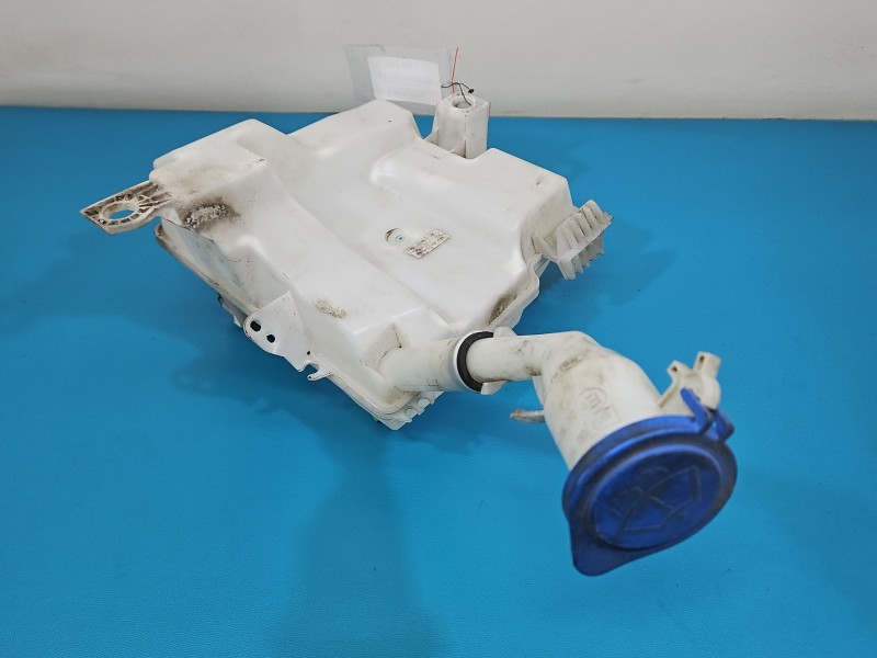 Zbiornik Zbiorniczek płynu spryskiwacza Ford Focus Mk3