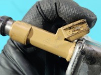 Wtryskiwacz Toyota Auris II 23250-0T030 1.8 hybryda