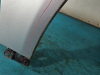 Błotnik przód prawy Audi A4 B6 srebrny LY7W