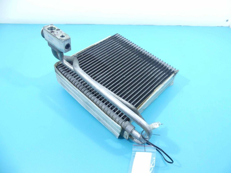 Nagrzewnica Nissan Altima L31 02-06 EUROPA