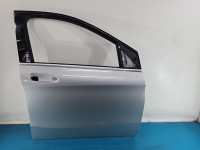DRZWI PRZÓD PRAWE PASAŻERA Mercedes W246 5d 761