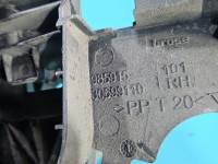 Zamek przód prawy 30699447 Volvo V50 S40 II EUROPA Producent części: Volvo, Europejska, 10pin