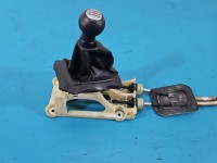 DŹWIGNIA LEWAREK WYBIERAK LINKI Suzuki Swift Mk7 1.2 16V