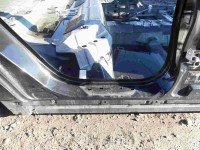 Próg prawy SŁUPEK ŚRODKOWY B Suzuki Kizashi sedan 4d czarny ZMV