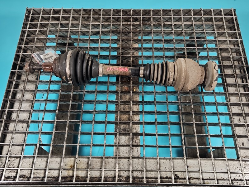 Półoś przód lewa Vw Tiguan I 07- 1.4 TSI manual