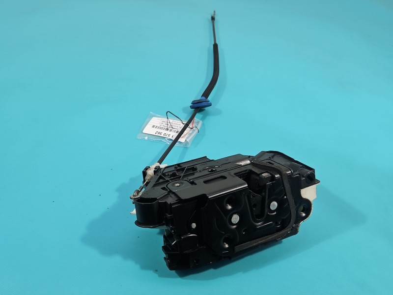 Zamek przód prawy Vw Scirocco III 08- EUROPA 6pin 5N1837016E
