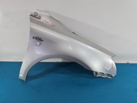 Błotnik przód prawy Toyota Avensis II T25 1C0