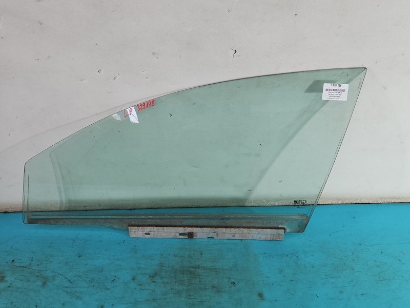 Szyba drzwi przód lewa Opel Vectra C kombi