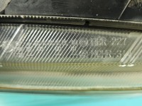 Reflektor lewy lampa przód Toyota Yaris II EUROPA