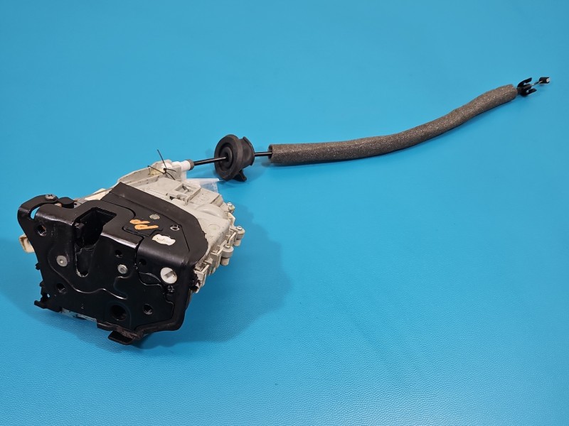 Zamek przód prawy 8J1837016C AUDI A6 C7 EUROPA Producent części: Audi, Europejska, 6pin