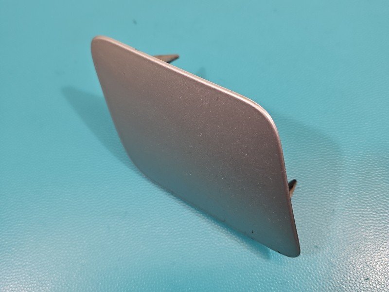 Zaślepka spryskiwacza prawa Audi A4 B5 8D0807276AA