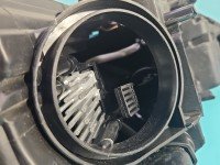 Reflektor prawy lampa przód AUDI A4 B8 EUROPA