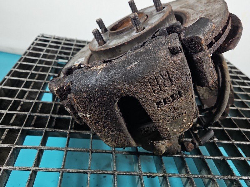 Zacisk przód prawy MAZDA 5 05- 2.0 16V