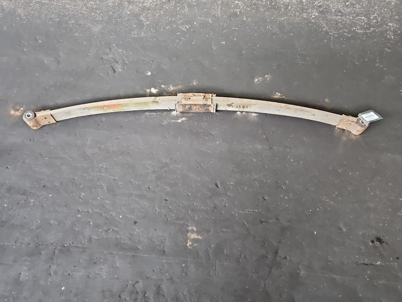 Resor tył Renault Master II