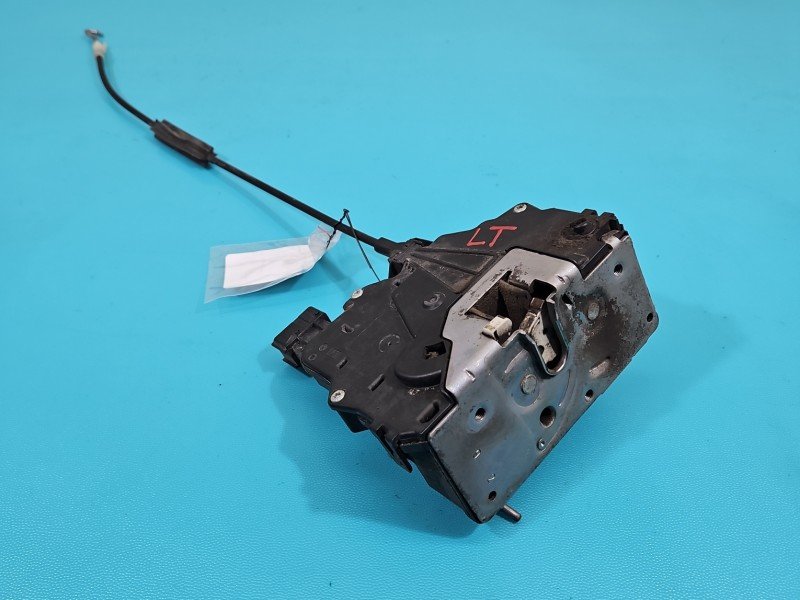 Zamek tył lewy 13258265 Opel Corsa D Producent części: OPEL, 6 PIN