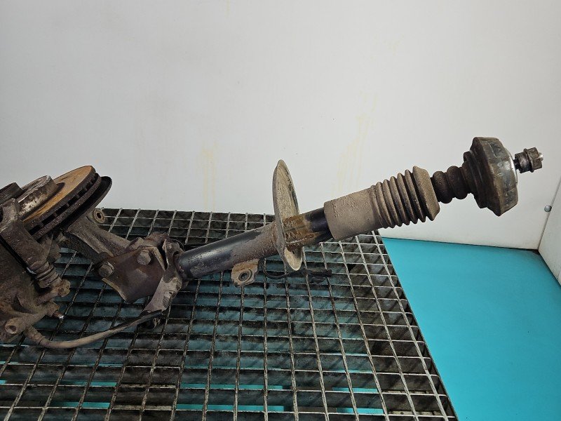 Amortyzator przód prawy przedni Dacia Duster I 10-18