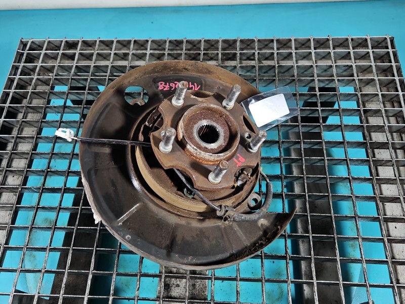 Piasta koła tył prawa zwrotnica łożysko Ssangyong Rexton I 2.0 e-XDI (671960)