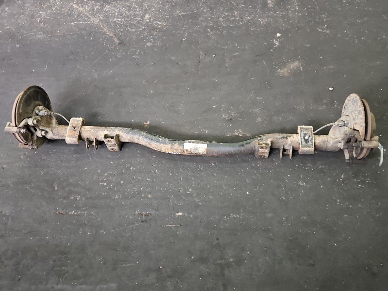 Tylna belka oś tył Vw Caddy III 2K 2.0 SDI Tylna belka oś tył Vw Caddy III 2K 2.0 SDI