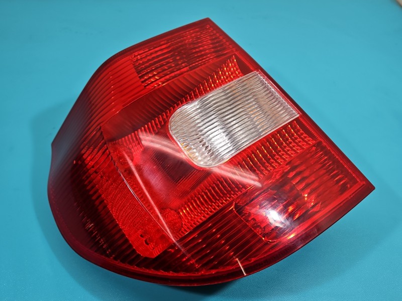 Lampa tył lewa Skoda Yeti HB