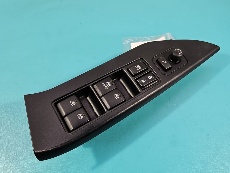 Przełącznik szyb Subaru Forester IV SJ 12-18 EU 83071SG040
