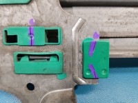 Podnośnik tył lewy SZYBY WINDA Toyota Avensis I T22 0130821744 sedan