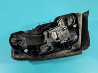 Lampa tył lewa Peugeot, Uszkodzone mocowanie wkładu, pęknięcie przy żarówce, valeo Peugeot 407 sedan