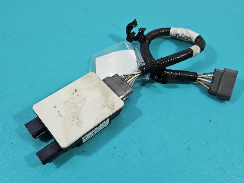 Sterownik moduł Europejska, pompy paliwa Renault Trafic III 0261S16707, 93461080