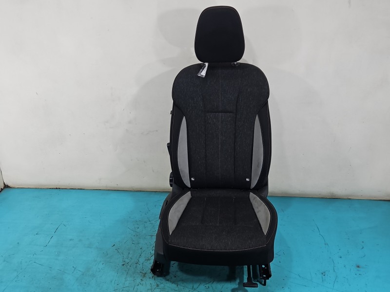 Fotel prawy przód pasażera Skoda Scala 2019- 5d EUROPA