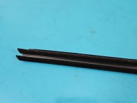 Uszczelka drzwi tył lewa Jeep Cherokee KL