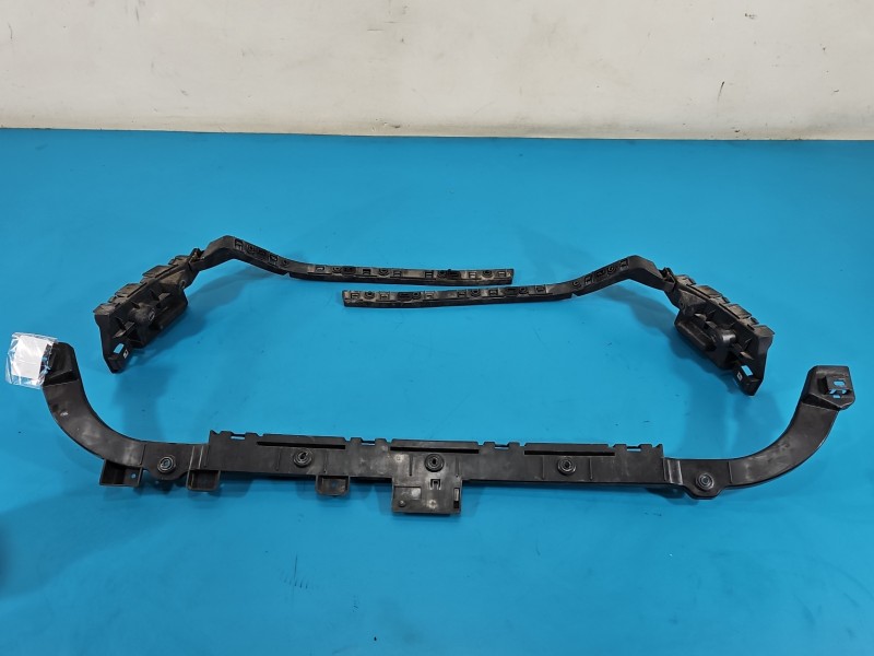 Ślizg zderzaka tył lewy Maserati Quattroporte VI 13- 670001620, 670001617, 670003326