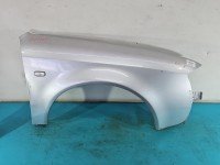 Błotnik przód prawy Audi A6 C5 srebrny LY7W