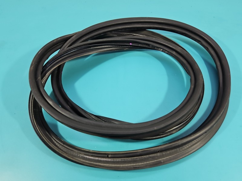 Uszczelka klapy LEXUS CT 10-22