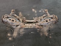 Tylna belka oś tył Toyota Rav4 III 05- 2.2 D-CAT (2AD)