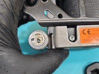 Pas bezpieczeństwa przód prawy pasażera Toyota Yaris III 73210-0D322