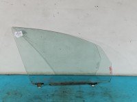 Szyba drzwi przód prawa Toyota Corolla Verso I HB