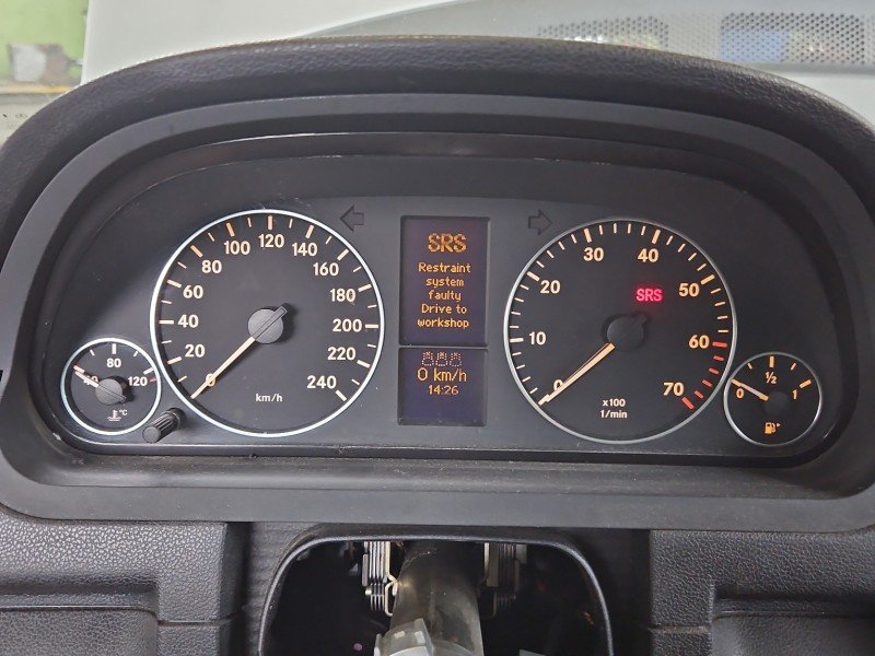 Licznik Mercedes W169 0263643147, A1695403011 1.5b EUROPA