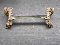 Tylna belka oś tył Citroen C3 I 1.4 8V wiel