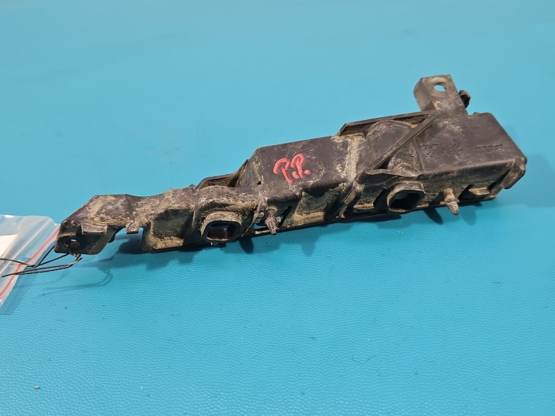 Ślizg zderzaka przód prawy AUDI A6 C7 4G0807284