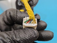 Lusterko prawe Kia Carens III 06-13 Europa / Lakier:7S / 7pin /rysy europa