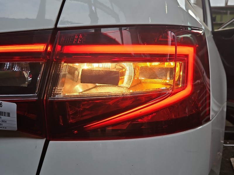 Lampa tył prawa Skoda Superb III kombi EUROPA