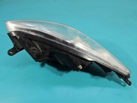 Reflektor prawy lampa przód Kia Venga EUROPA