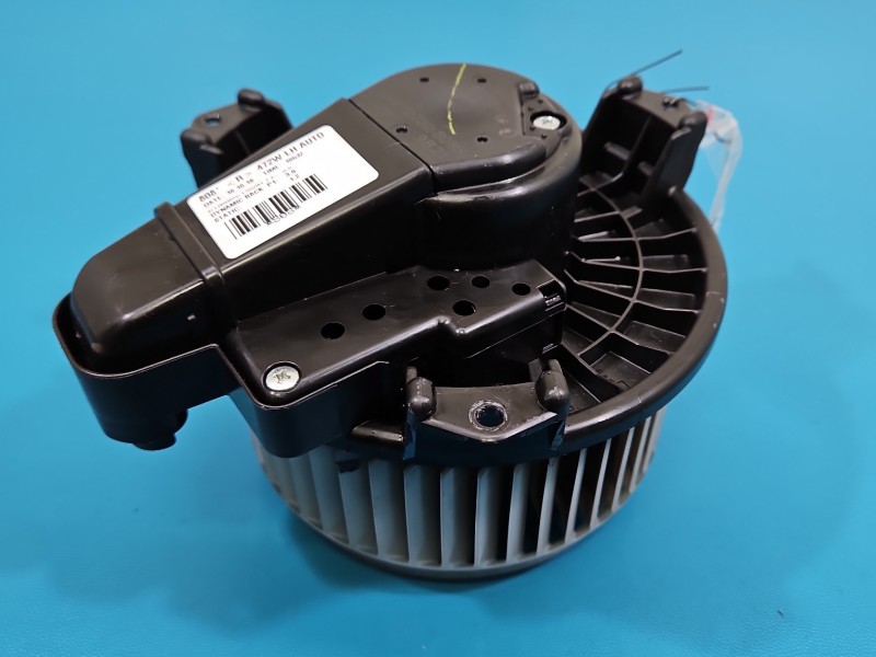 Dmuchawa nawiewu wentylator Toyota Auris II europa AV272700-8085