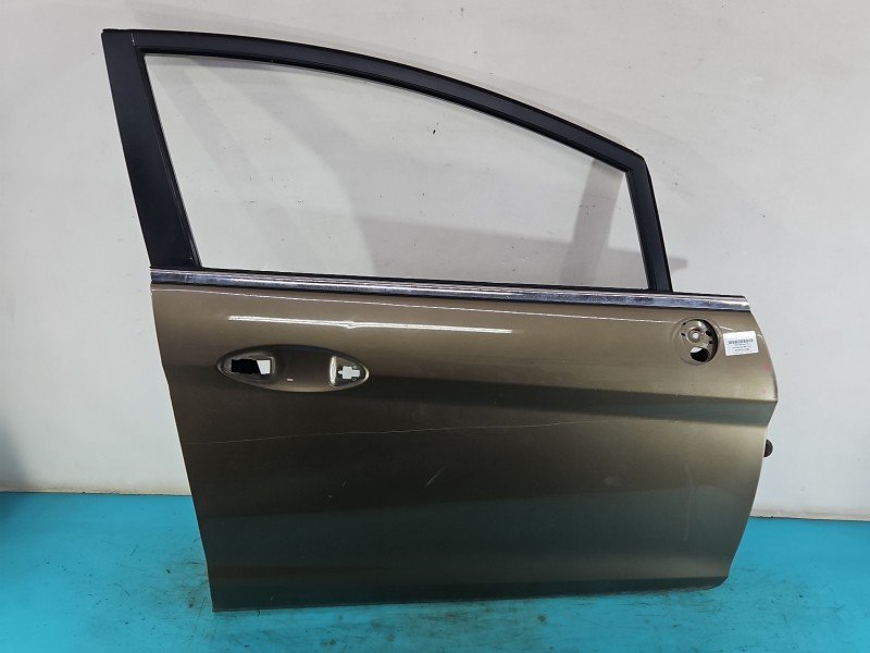 Drzwi przód prawe Ford Fiesta Mk7 5d złoty Drzwi przód prawe Ford Fiesta Mk7 5d złoty
