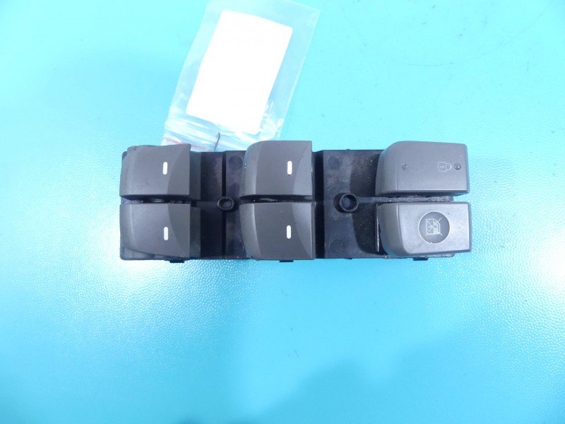 Przełącznik szyb Hyundai Elantra V 10-16 Funkcje: szyby, Amerykańska EU 93570-3X031RAS