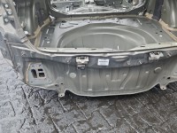 Pas tylny podłoga wanna bagażnika Toyota Corolla E21 19- sedan